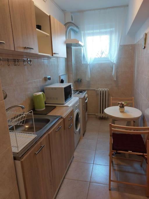 Garsoniera Centrala Renovata Βουκουρέστι Εξωτερικό φωτογραφία